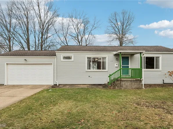 2743 8th St, Cuyahoga Falls, OH 44221