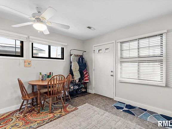 5th image of 1018 Jones St