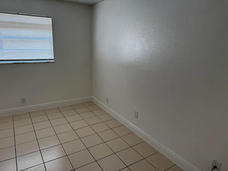 241 SE 9th Ave #203 — Photo 13