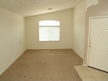 2nd image of 1228 W Beacon Ct