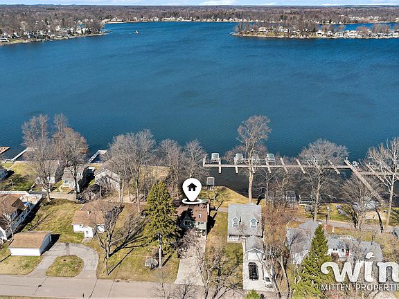 2nd image of 8207 Pokagon Rd