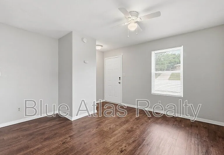 116 Arrowhead St #A — Photo 5