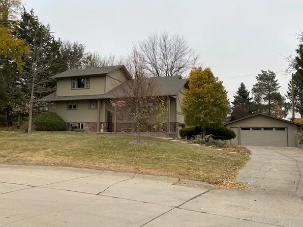 501 Parkhill Dr, Ogallala, NE 69153