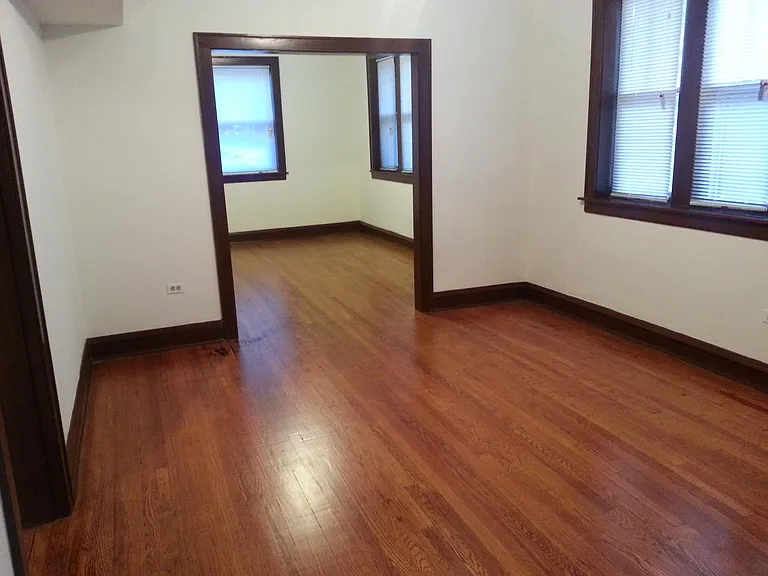 2909 N Albany Ave — Photo 1