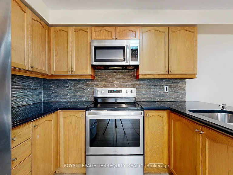 3647 Partition Rd — Photo 9