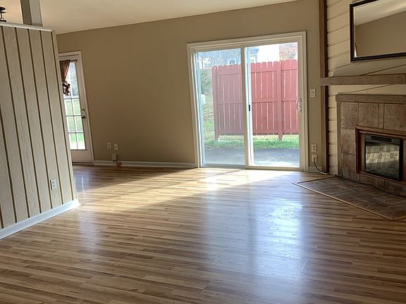 5th image of 501 Cornelia Dr