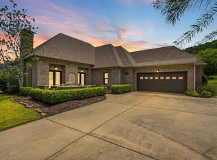 143 Courts Ln, Little Rock, AR 72223