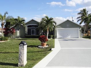 2719 SE Fall St, Port Saint Lucie, FL 34984