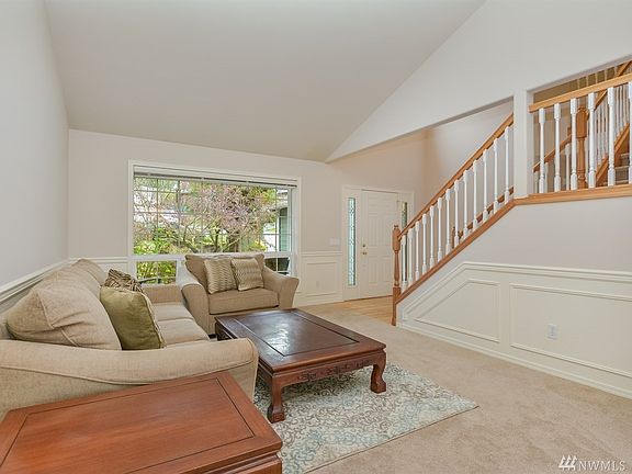 3rd image of 19514 13th Ave W