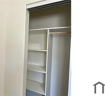 6550 S Normandie Ave #423 — Photo 6