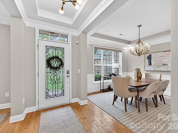 4th image of 1834 Alden Oaks Dr