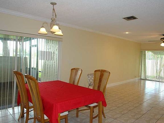 5th image of 9939 NW 65th Ct
