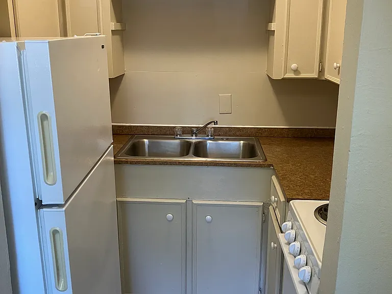 1914 Cochran St #1 — Photo 6