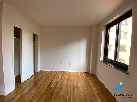 Rented by FirstService Realty (legacy) | media 12