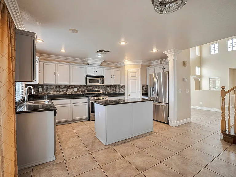 8840 Timber Mesa St — Photo 7
