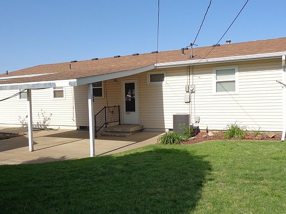 2nd image of 2505 Virginia Dr