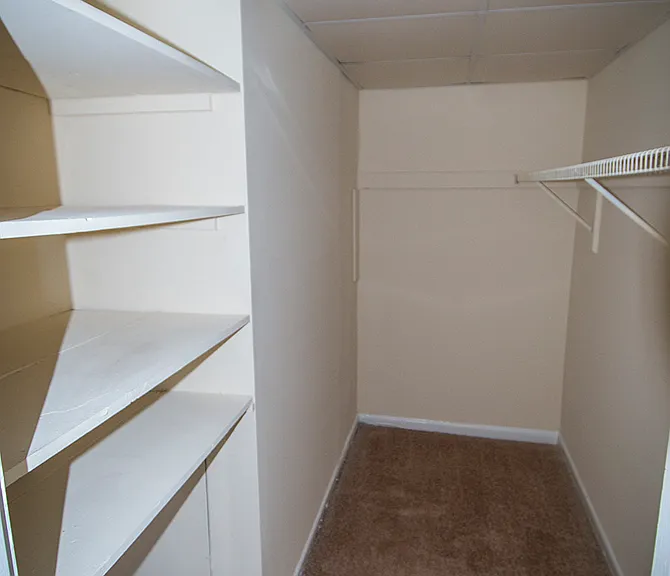 Ashley Apartments — Photo 53