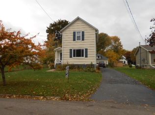 60 Park Ave, Perry, NY 14530