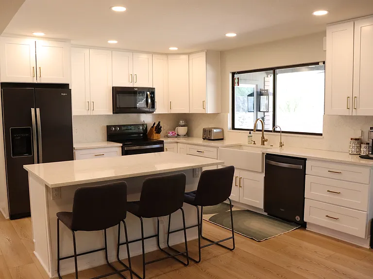 5731 N Camino Del Conde — Photo 4