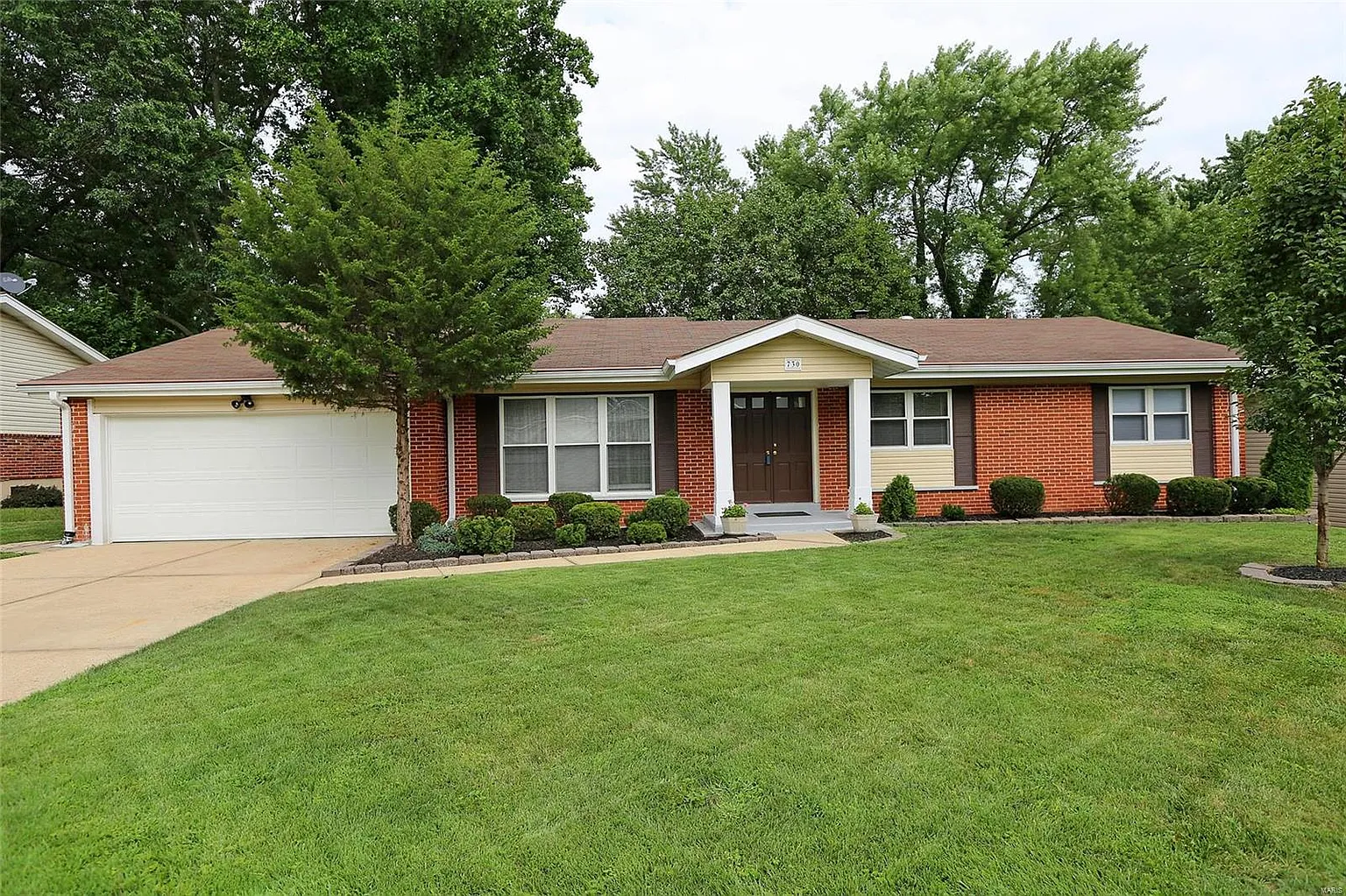 730 Aramis Dr photo 1