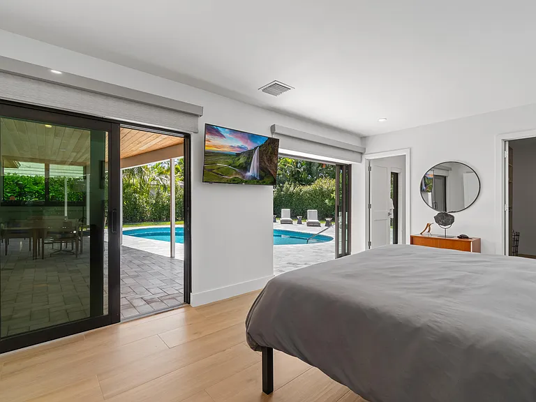 820 Canary Walk — Photo 10