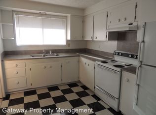 3115 W Matlock Brady Rd UNIT B, Elma, WA 98541