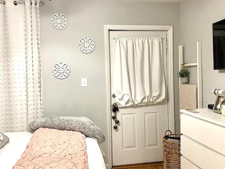 111 Madison St #5
