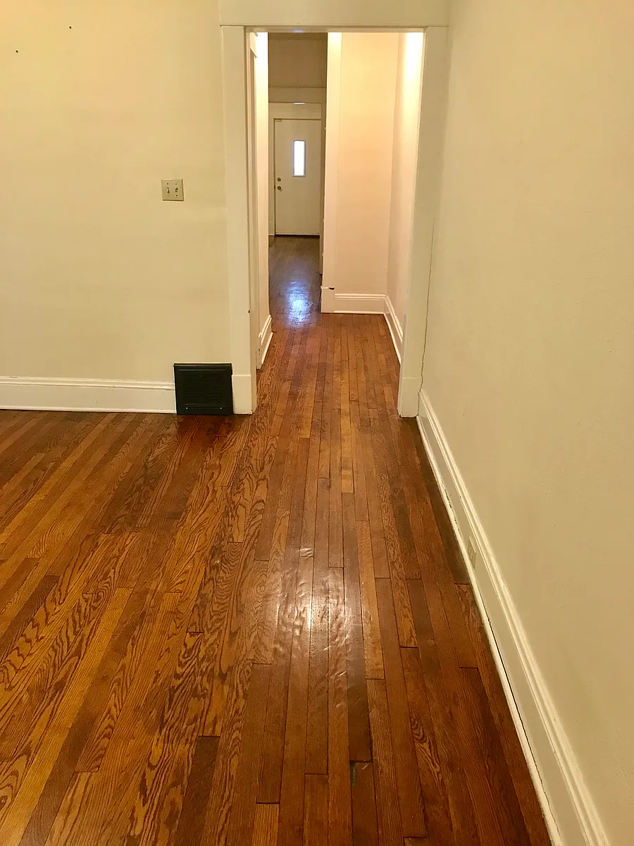 Building Photo - 1285 W 117th St #2