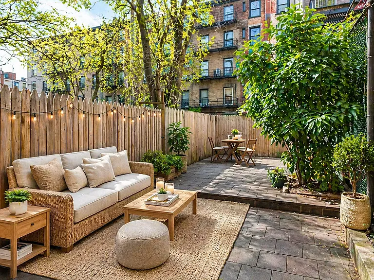 334 E 6th St #1 — Photo 1
