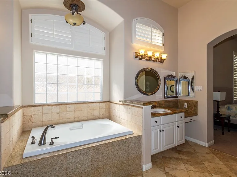 2215 Scarlet Rose Dr — Photo 26