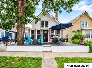 117 4th Ave N, Clear Lake, IA 50428