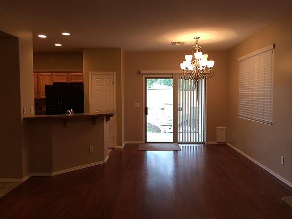 4th image of 40109 N Bridlewood Ct