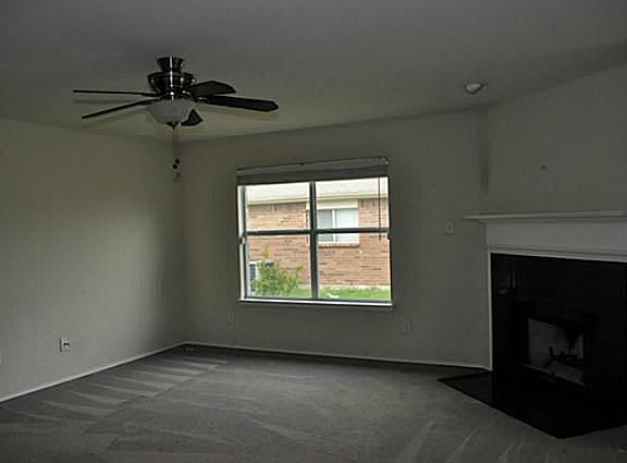4th image of 231 Equestrian Dr