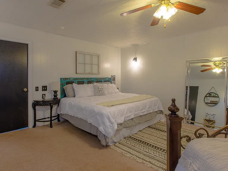 273 Moss Ln — Photo 11