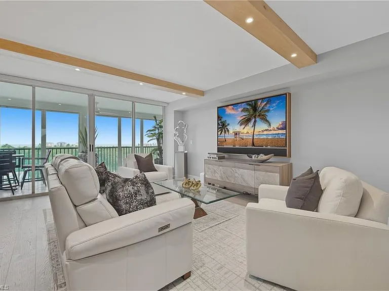 7515 Pelican Bay Blvd #5B — Photo 8