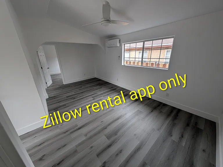 710 Myrtle Ave #A — Photo 2