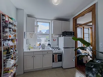 Rented by Denise Rosenblum, LREB