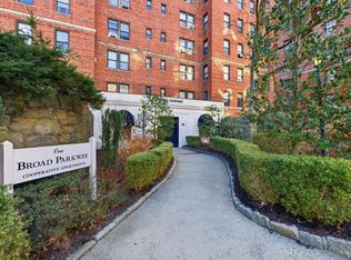 1 Broad Pkwy #3M, White Plains, NY 10601