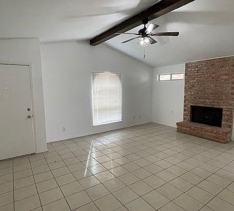 3rd image of 2801 Beachcomber Dr