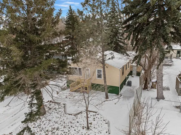 816 Soo St, Minot, ND 58701