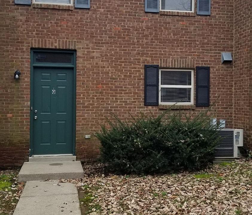 1st image of 313 Bainbridge Dr APT Q
