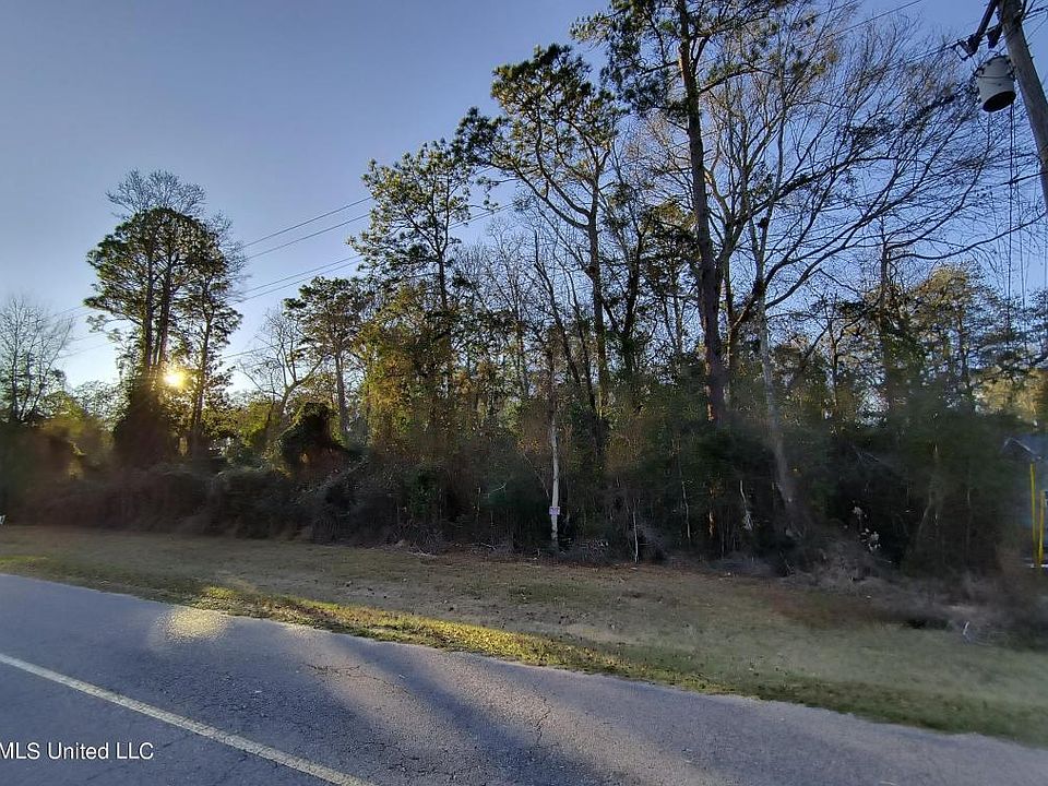 1st image of Rollingwood Dr