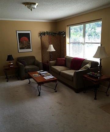 4th image of 101 Clematis St