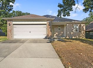 1065 S 21st Ave, Ozark, MO 65721