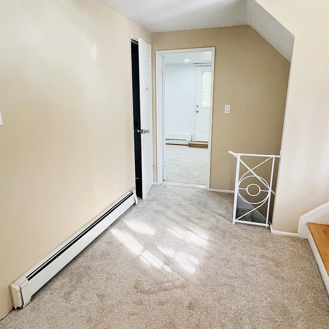 4 bed, 2.0 bath, 1536 sqft, $4,800 — Photo 2