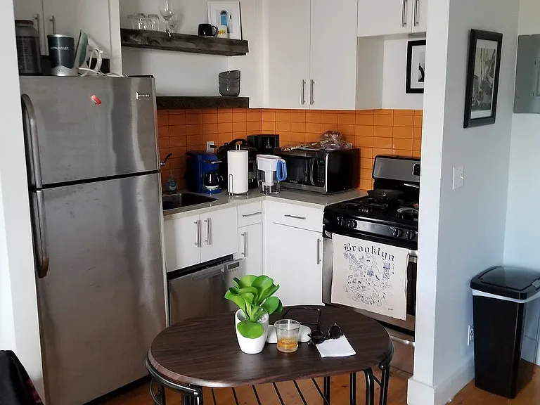 294 Graham Ave #4B — Photo 31