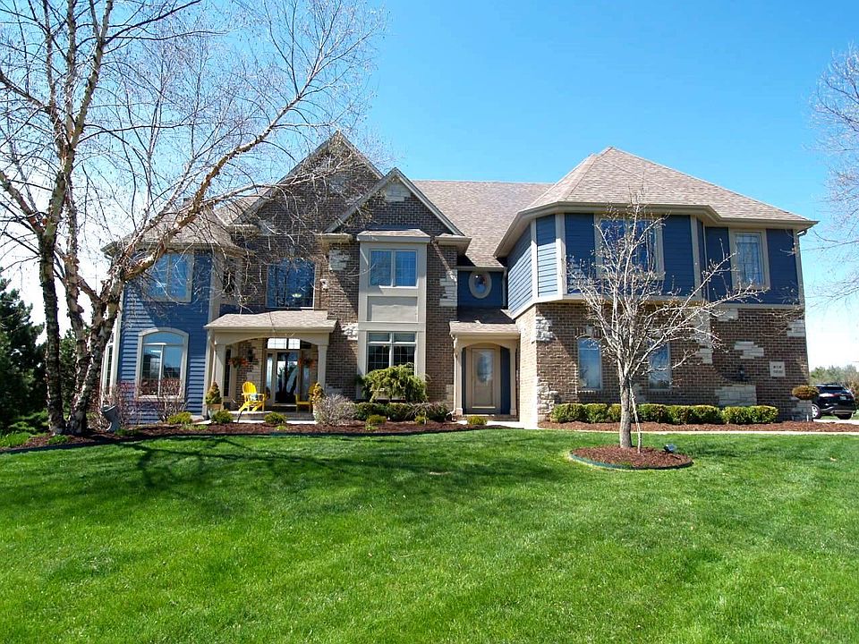 1st image of W338N8381 Prairie Hollow Dr