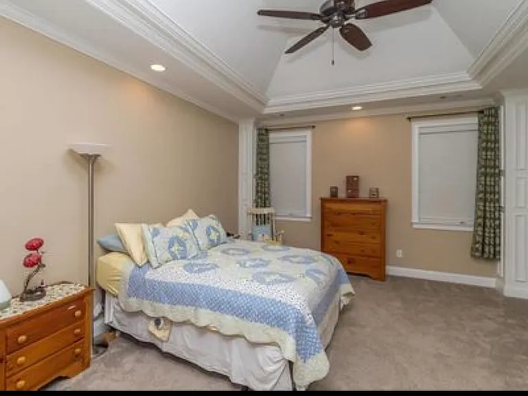 6314 Southbroom Dr — Photo 11