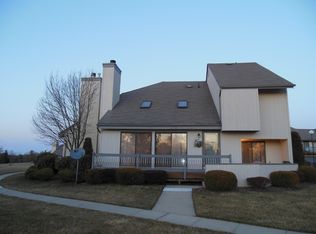 9 Brook St, Somerset, NJ 08873