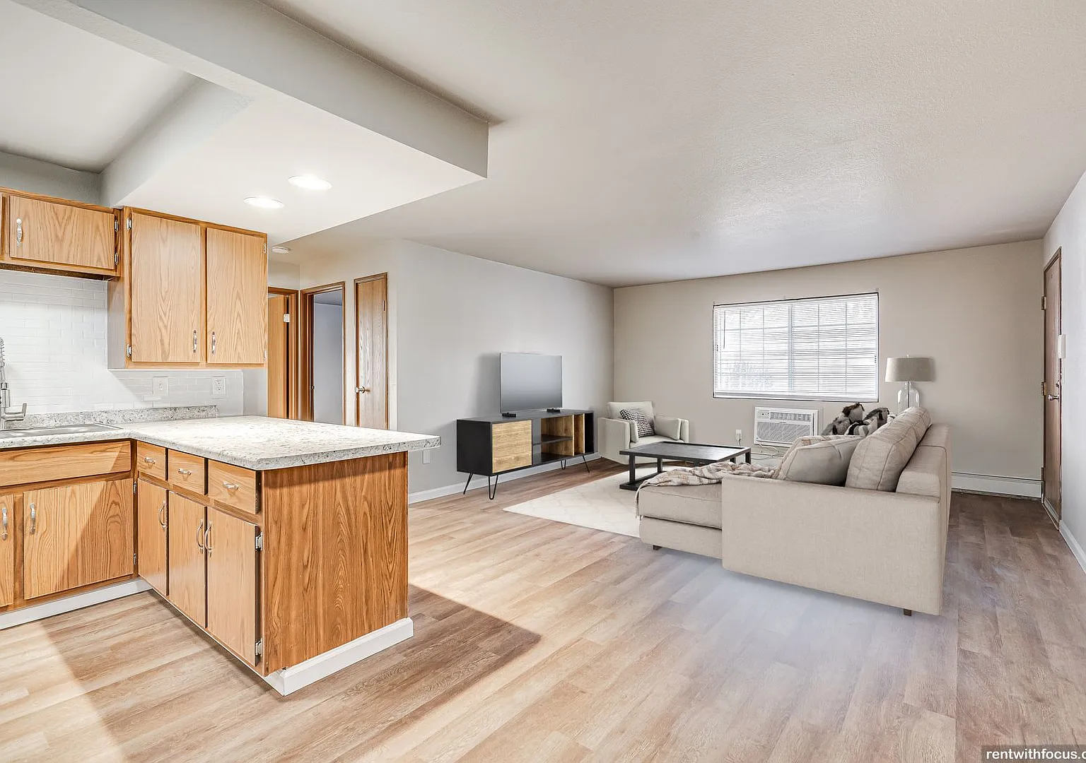 Stonecreek Apartments — Photo 3